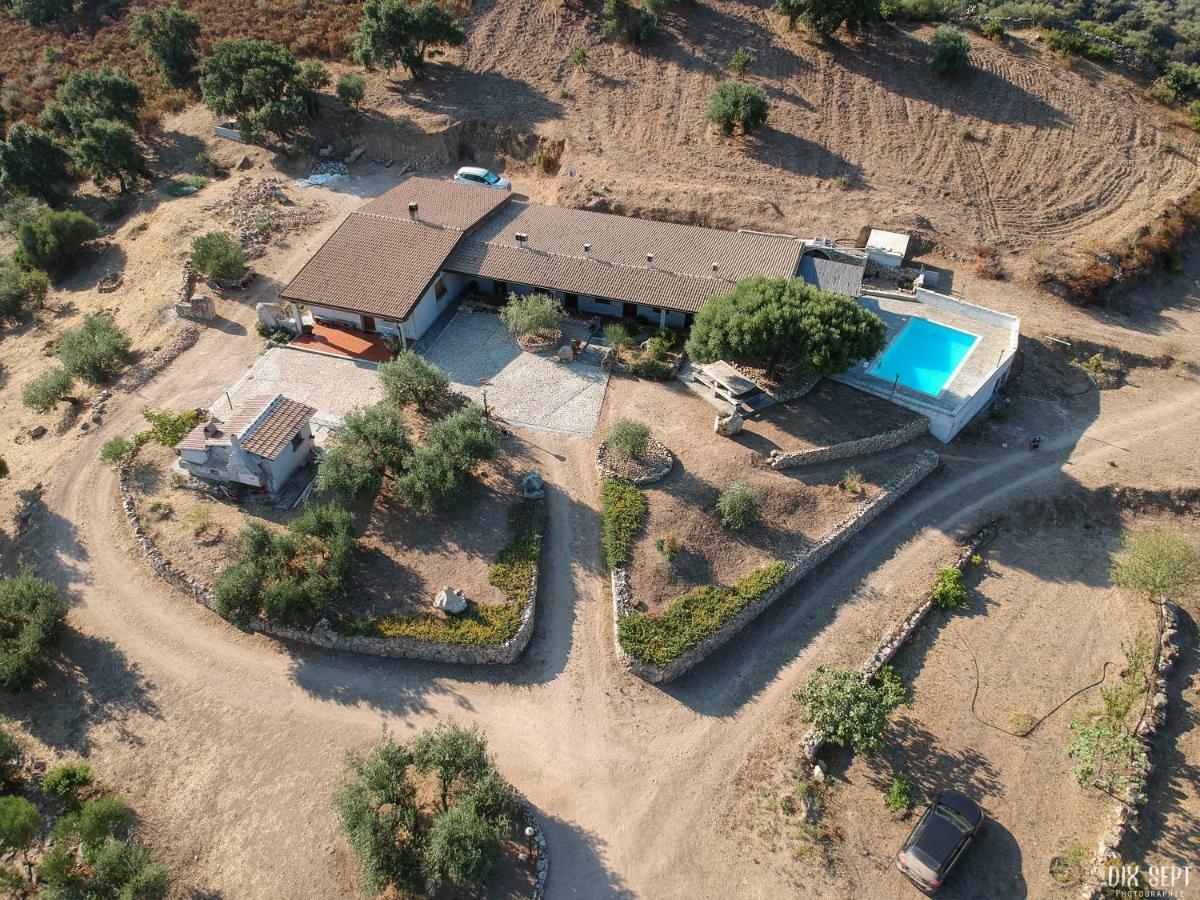 B&B Sa Mendula Oliena Buitenkant foto